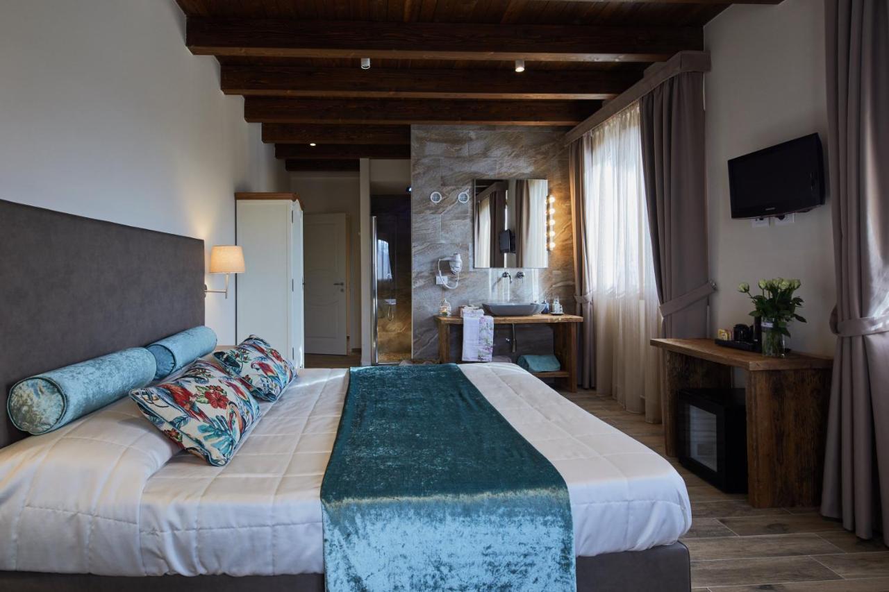 Il Castelluccio Country Resort Restaurant & Spa バルベリーノ・ディ・ムジェッロ エクステリア 写真