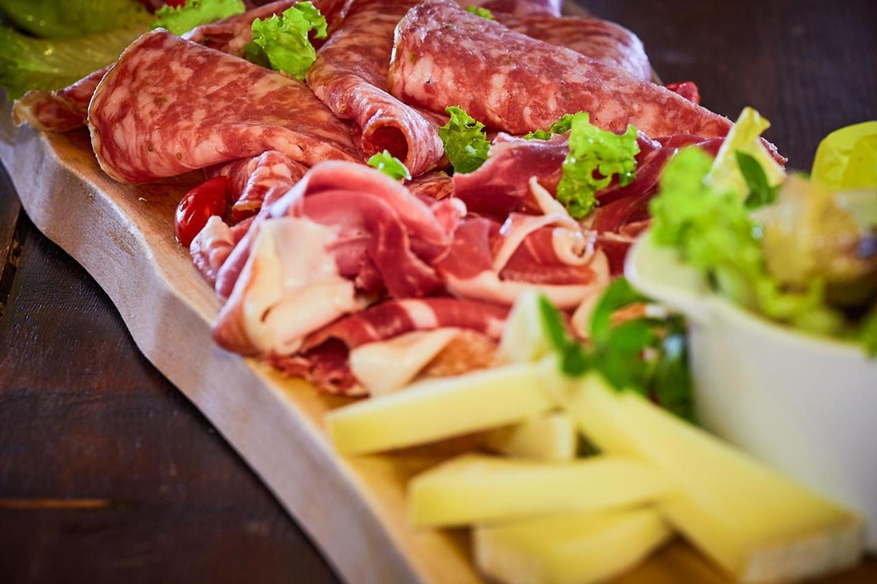 Il Castelluccio Country Resort Restaurant & Spa バルベリーノ・ディ・ムジェッロ エクステリア 写真