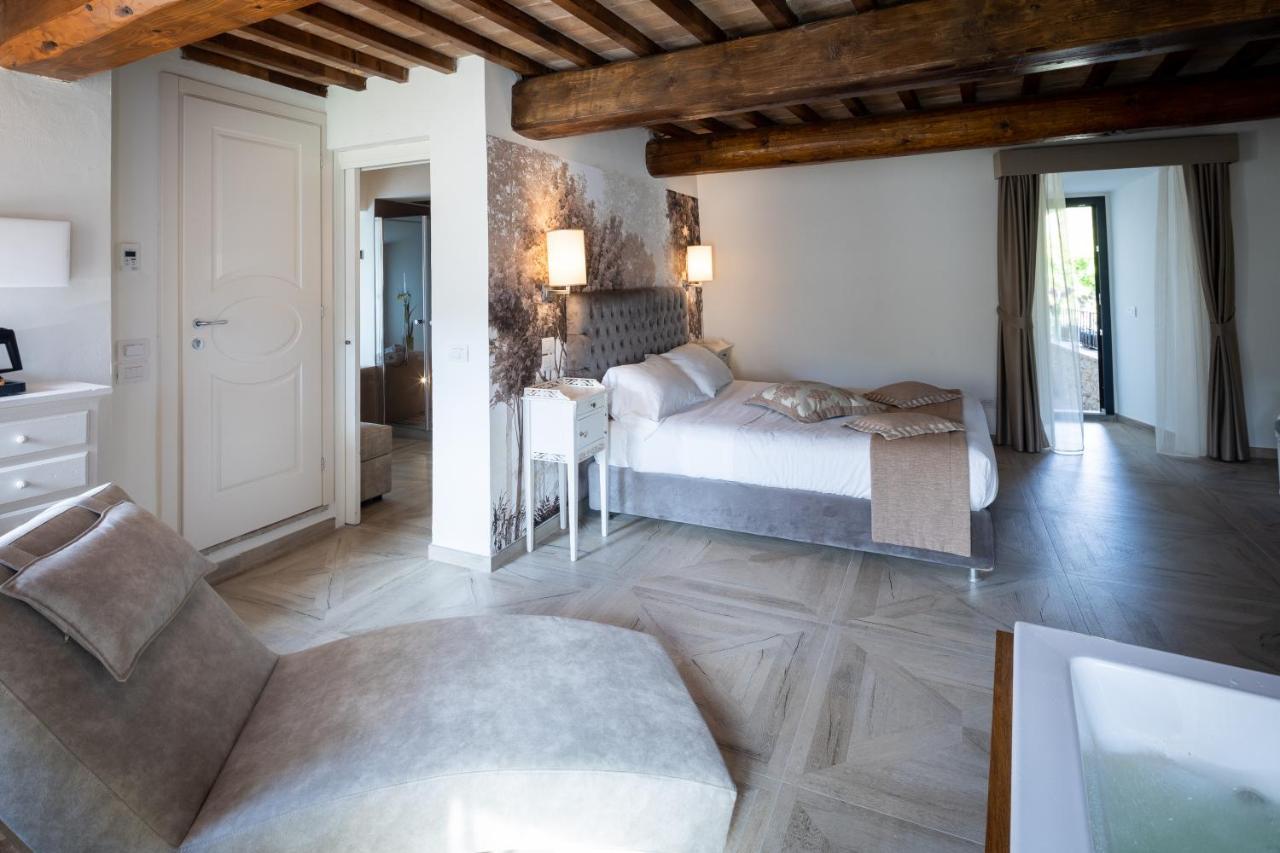 Il Castelluccio Country Resort Restaurant & Spa バルベリーノ・ディ・ムジェッロ エクステリア 写真