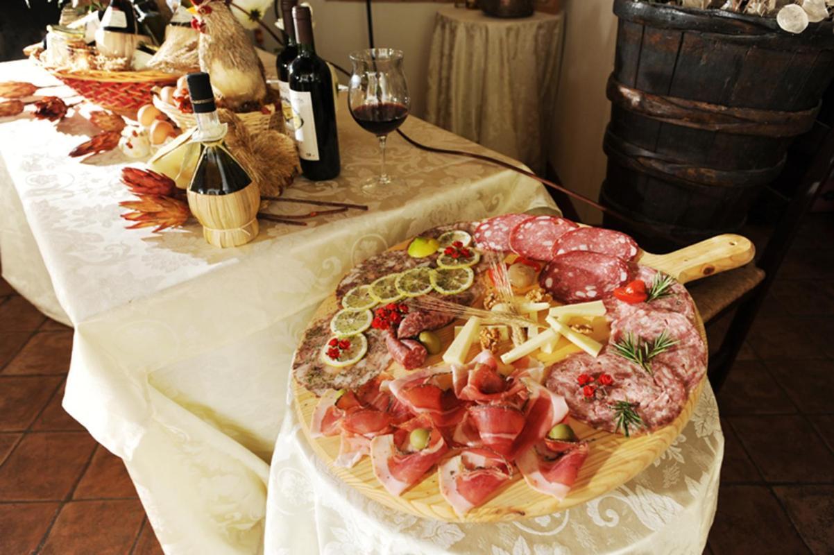 Il Castelluccio Country Resort Restaurant & Spa バルベリーノ・ディ・ムジェッロ エクステリア 写真